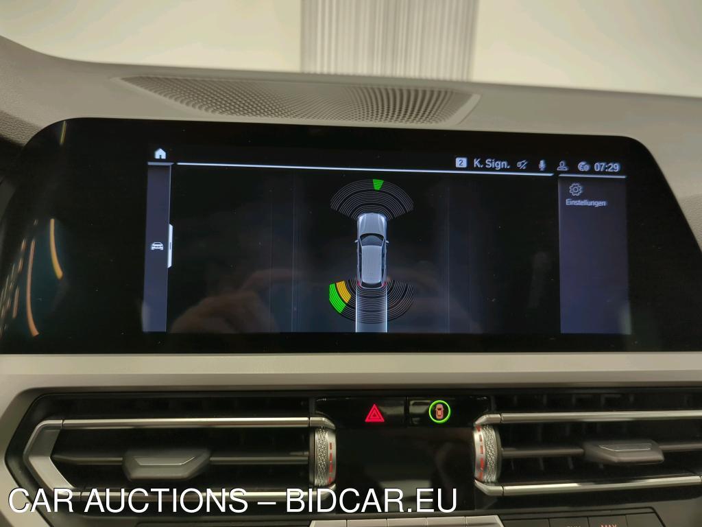 BMW Series 3 318d Steptronic