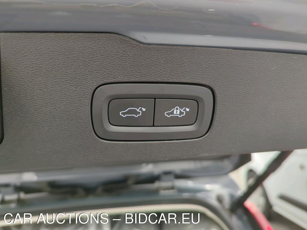 Volvo V60 2.0 B4 DIESEL MOMENTUM GEARTRONIC