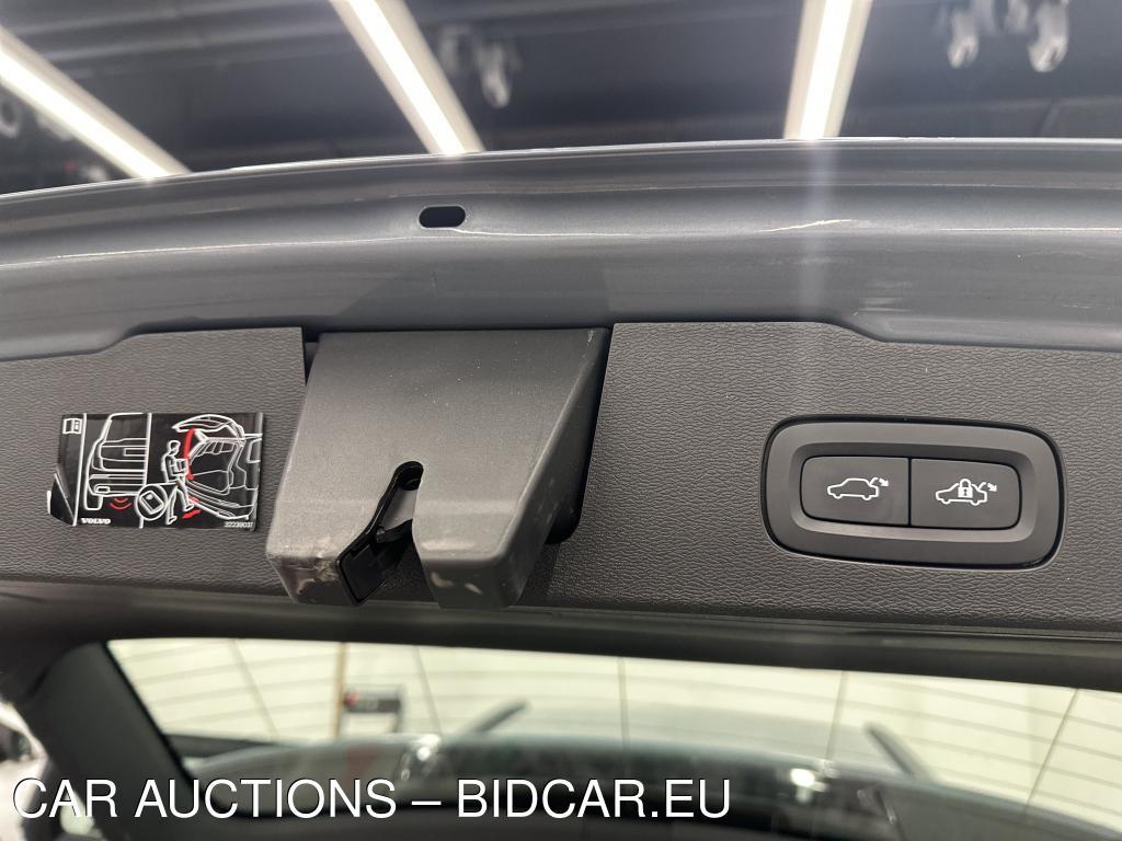 Volvo V60 2.0 B4 DIESEL MOMENTUM GEARTRONIC