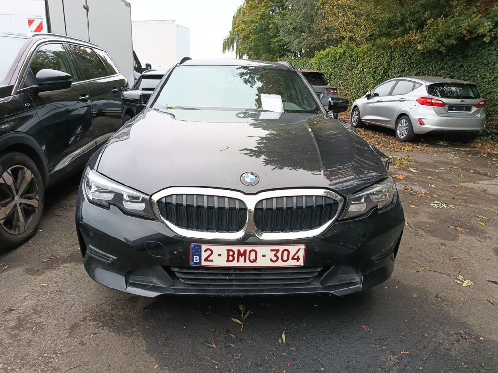 BMW Serie3-touring- REEKS TOURING 318I (115 KW) 5D !! DAMAGED CAR !!!, 2022
