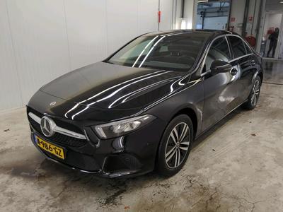 Mercedes-Benz A250 e 1.3 160kW Bus.Sol. Luxury Limited sedan DCT, 2021