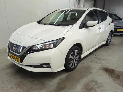Nissan Leaf Electric 110kW/40 kWh Acenta (NEDC), 2020