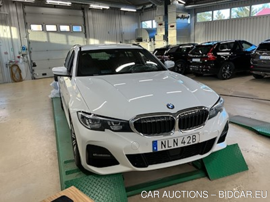 BMW 3-serie 330i xDrive Touring 5-d