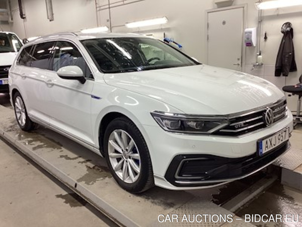 Volkswagen Passat GTE 218hk Executive Business Drag