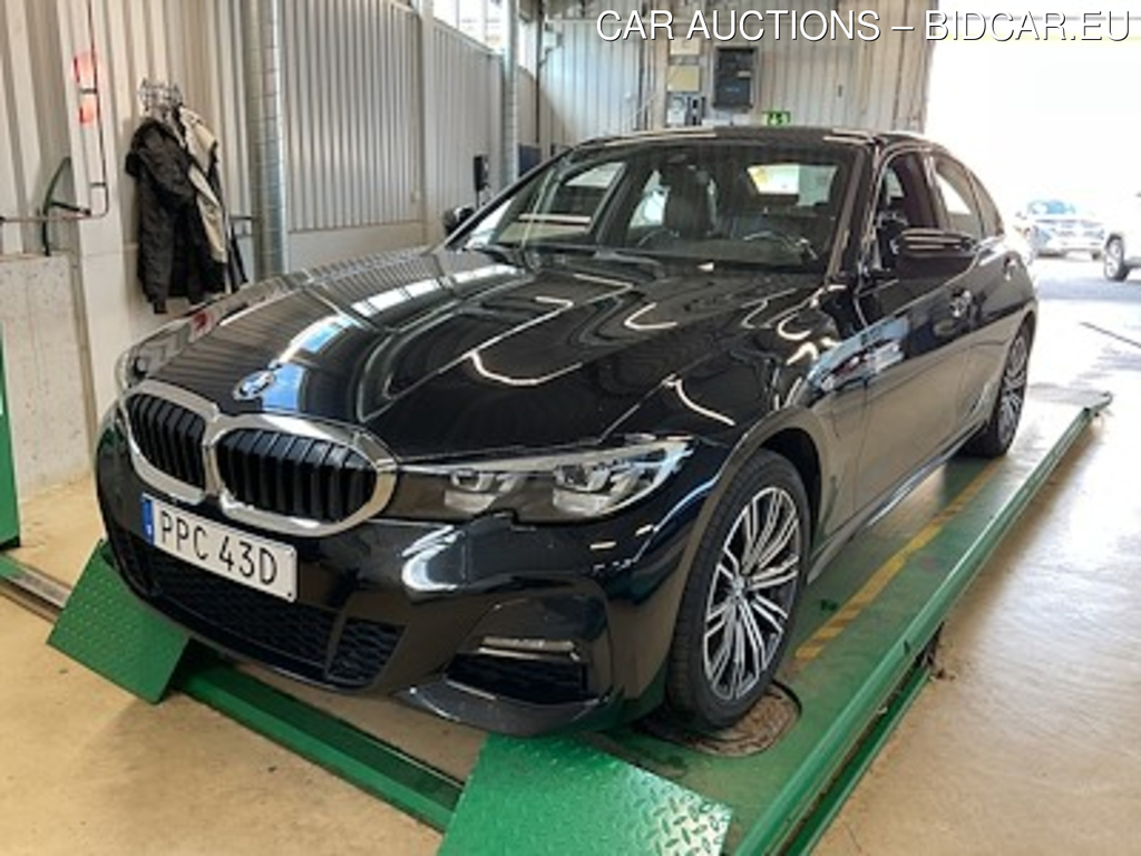 BMW 3-serie 330e M Sport Shadow Rattvarme Keyless
