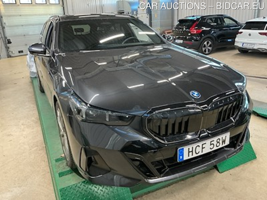 BMW 5-SERIE 530e Xdrive Touring 292hk M Sport Pano H&amp;K