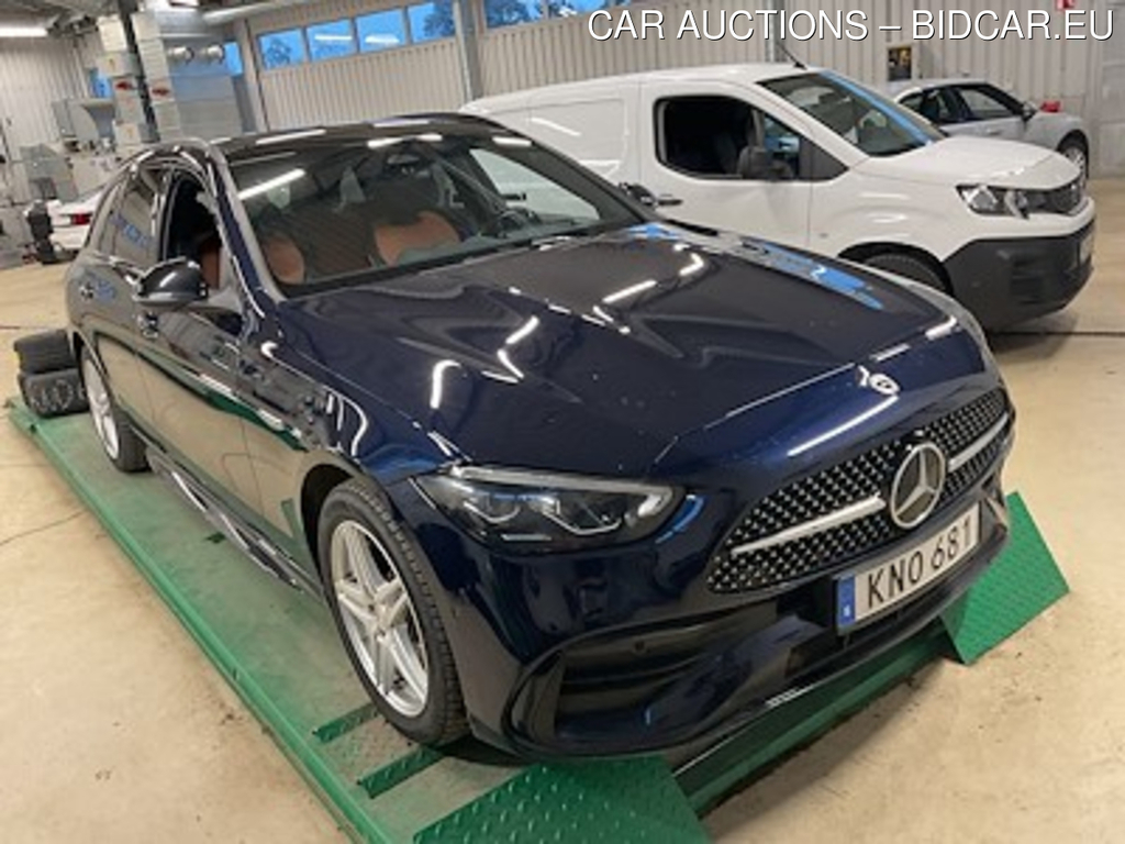 Mercedes-Benz C-Class 300 e T AMG Nightpackage Drag Panorama Skinn