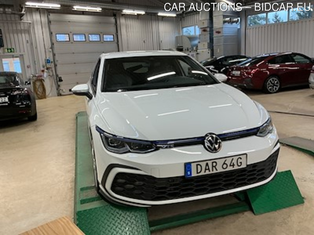 Volkswagen Golf GTE 245hk