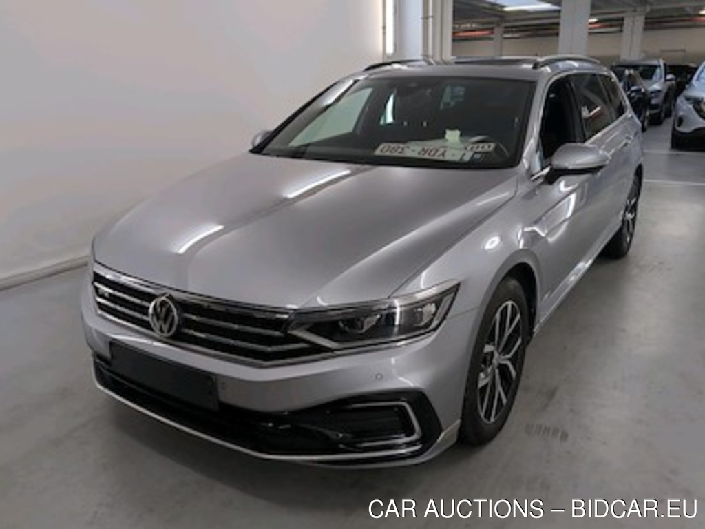 Volkswagen Passat variant 1.4 TSI MSQ VARIANT GTE BUSINESS