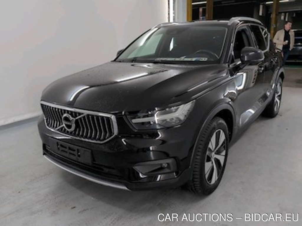 Volvo XC40 1.5 T5 TE PHEV Momentum Pro DCT STOCK