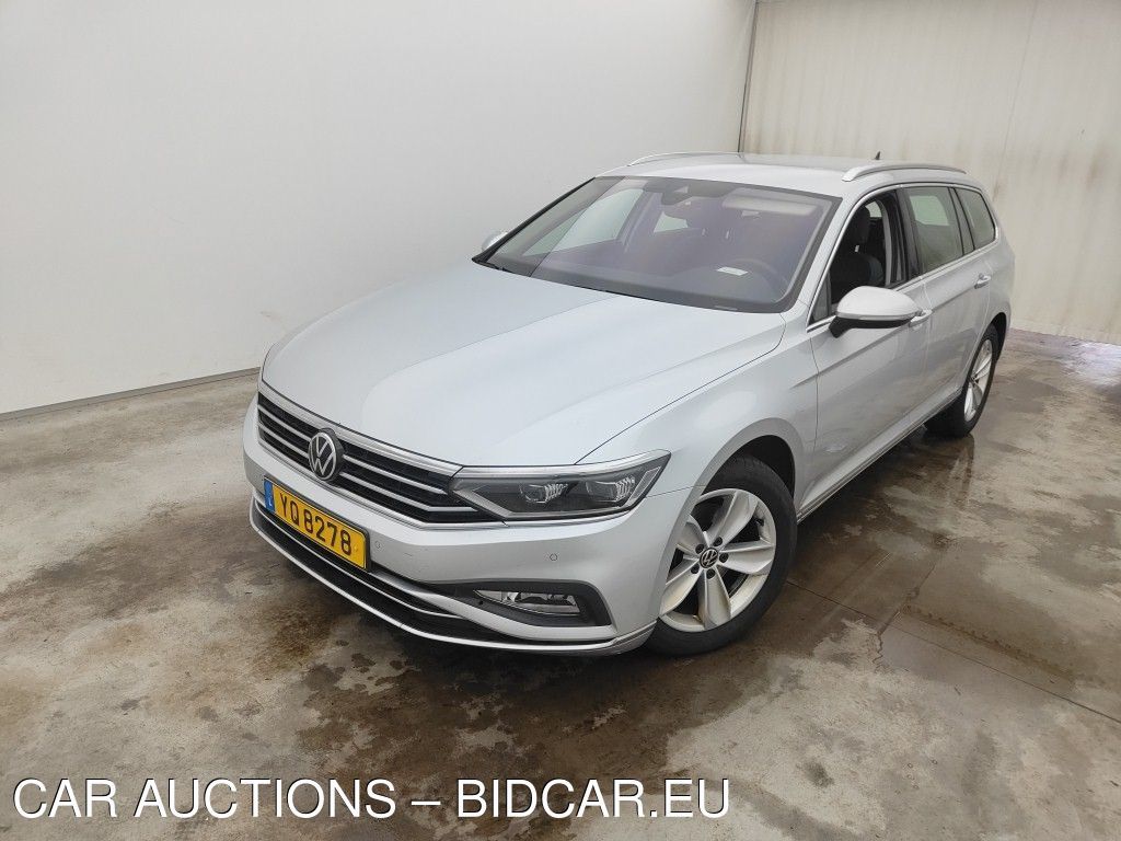 Volkswagen Passat-variant- VARIANT DIESEL - 2020 2.0 TDI 200 SCR ELEGANCE DSG 5D, 2021