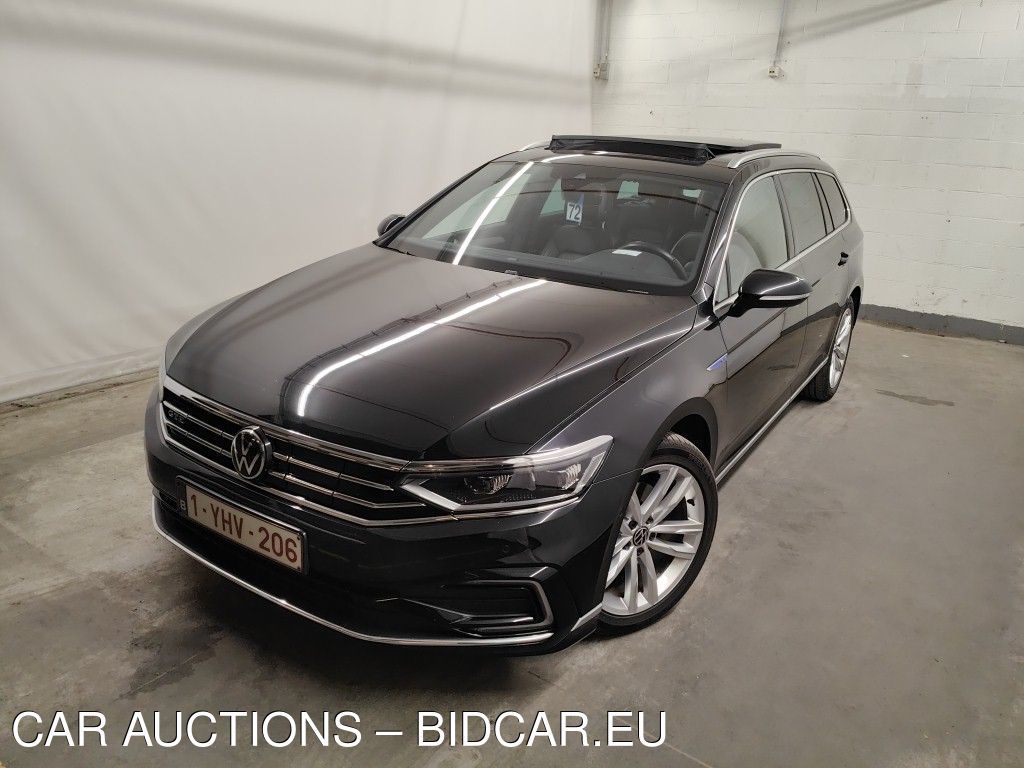 Volkswagen Passat-variant- VARIANT 1.4 TSI DSG6 GTE BUSINESS 5D, 2020