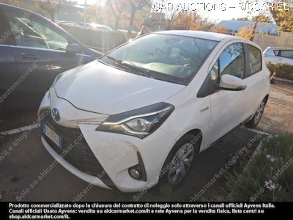 Toyota yaris 1.5 hybrid active hatchback -