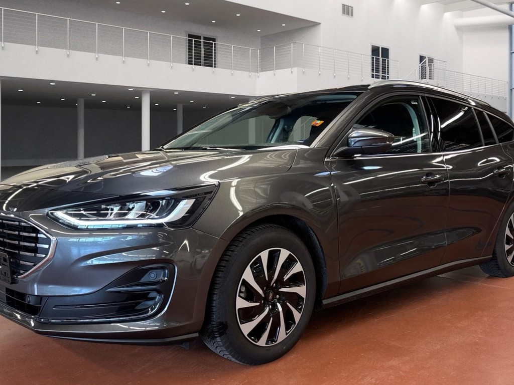 Ford Focus TURNIER 1.0 ECOBOOST HYBRID TITANIUM, 2025