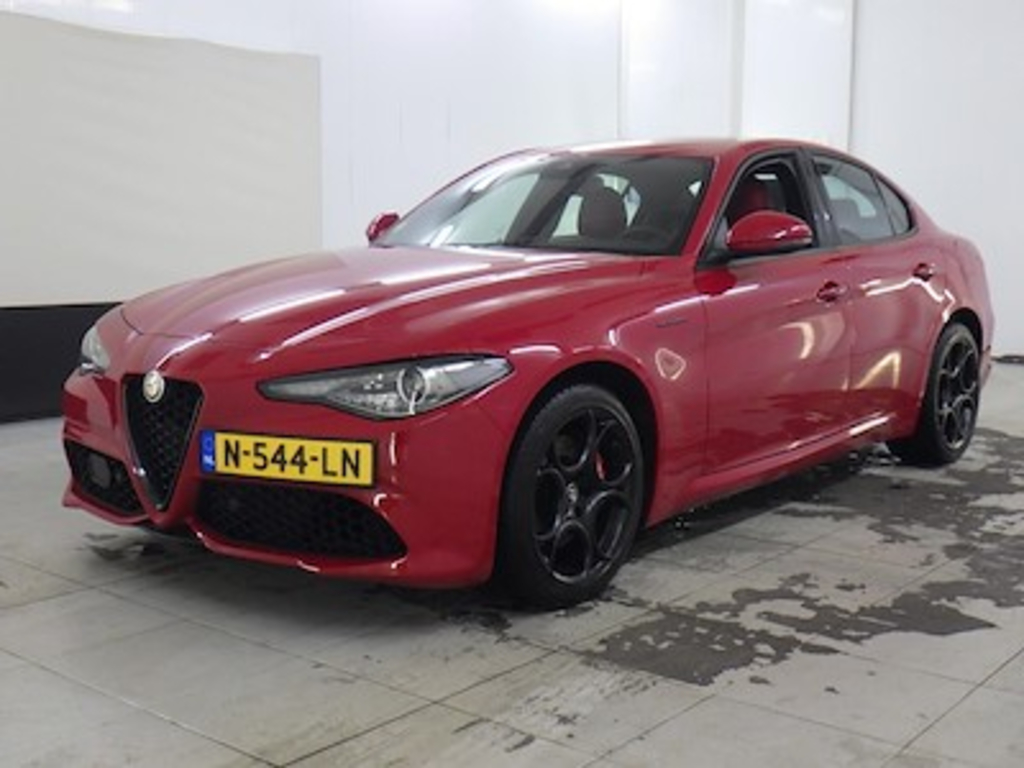 Alfa Romeo Giulia 2.2 JTD 210pk Veloce AWD auto 4d