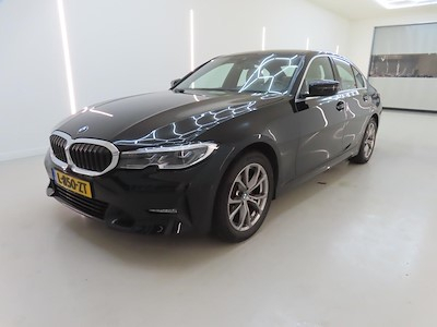 BMW 3 serie sedan 320iA 4d