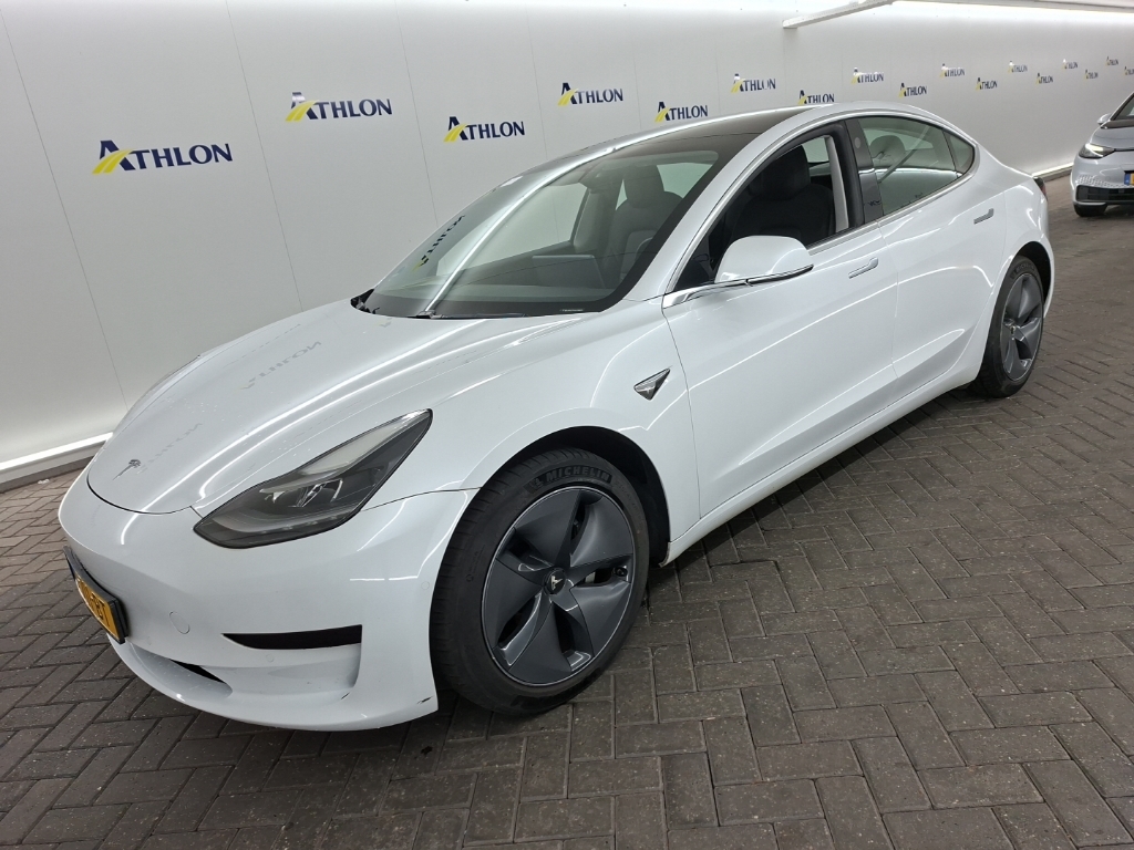 Tesla Model 3 STANDARD RANGE PLUS RWD 4D 225KW, 2020
