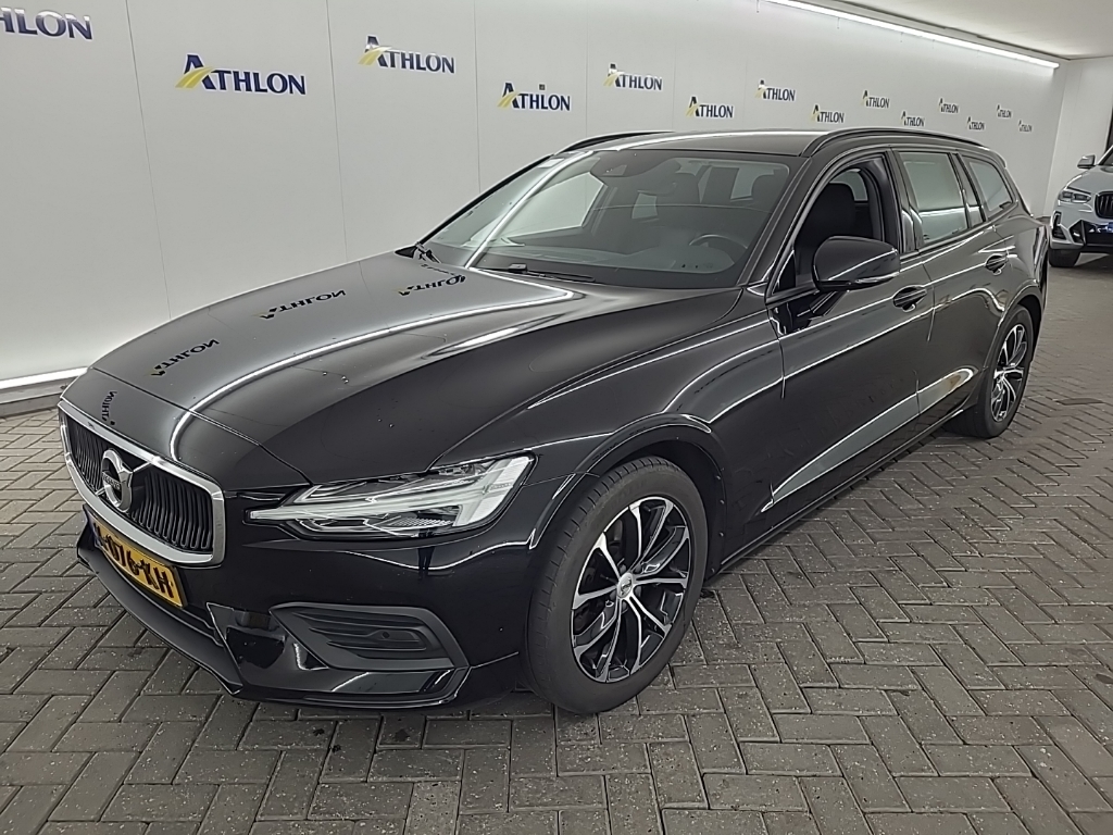 Volvo V60 B3 AUTOMAAT MOMENTUM ADVANTAGE 5D 120KW, 2021