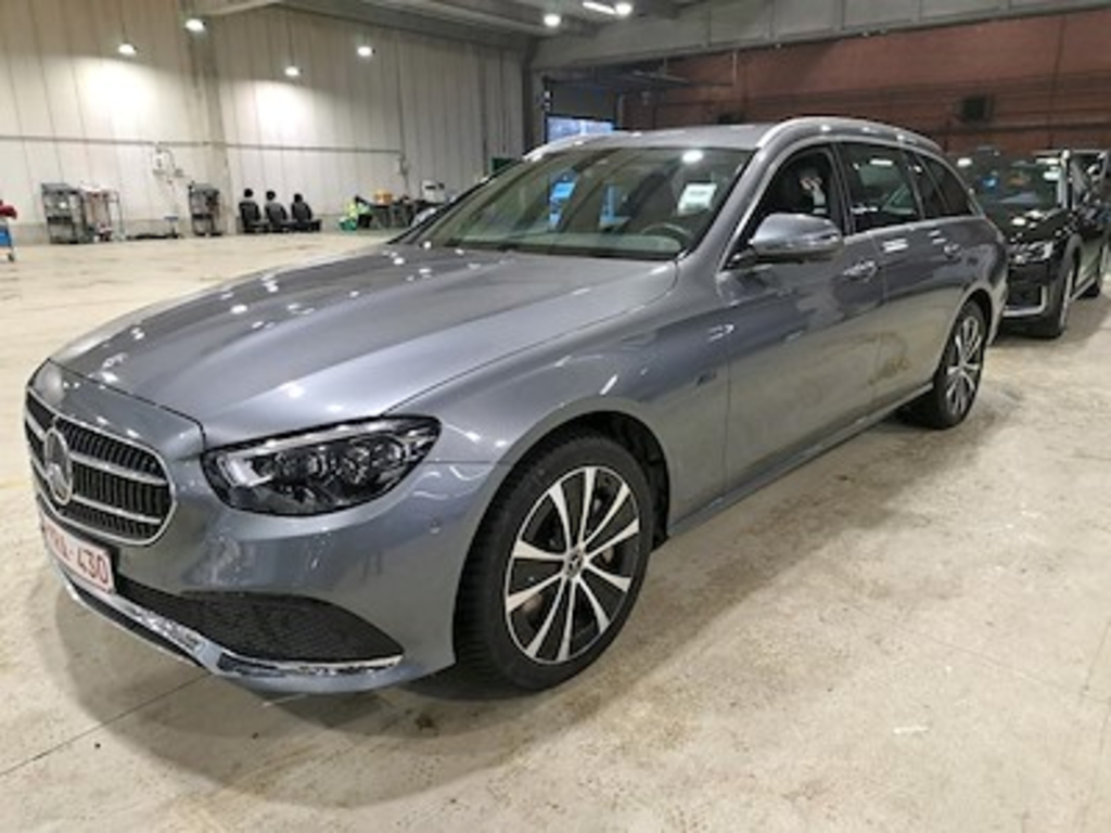 Mercedes-Benz E-Klasse 2.0 E 300 DE AUTO BUSINESS SOL AUTO