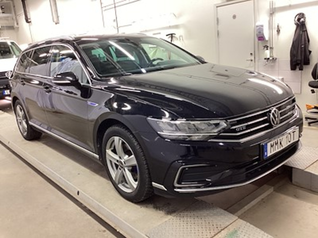Volkswagen Passat GTE 218hk Drag