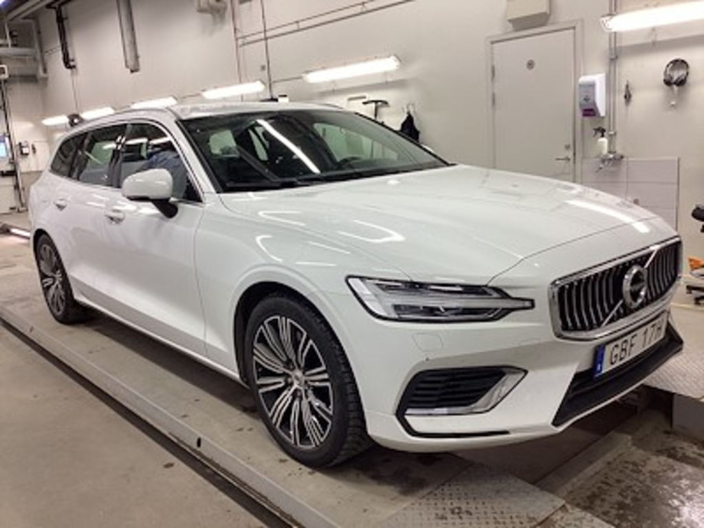 Volvo V60 Recharge T6 AWD 340hk Inscription Expression Navi Drag