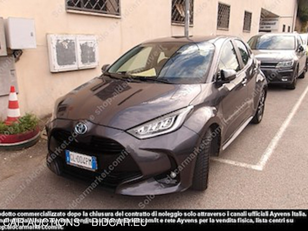 Toyota yaris hybrid trend my22 hatchback -