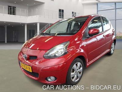 Toyota Aygo 1.0-12V ASPIRATION RED, 2010