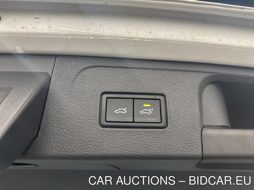 Volkswagen Passat 2.0 tdi scr 200ps Elegance 4motion Dsg