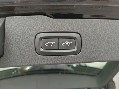 Volvo V60 2.0 B4 DIESEL R-DESIGN GEARTRONIC