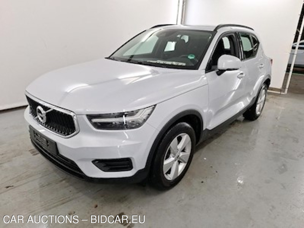 Volvo XC40 1.5 T2 MOMENTUM CORE