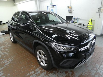 Mercedes-Benz GLA 2.0 GLA 200 D DCT