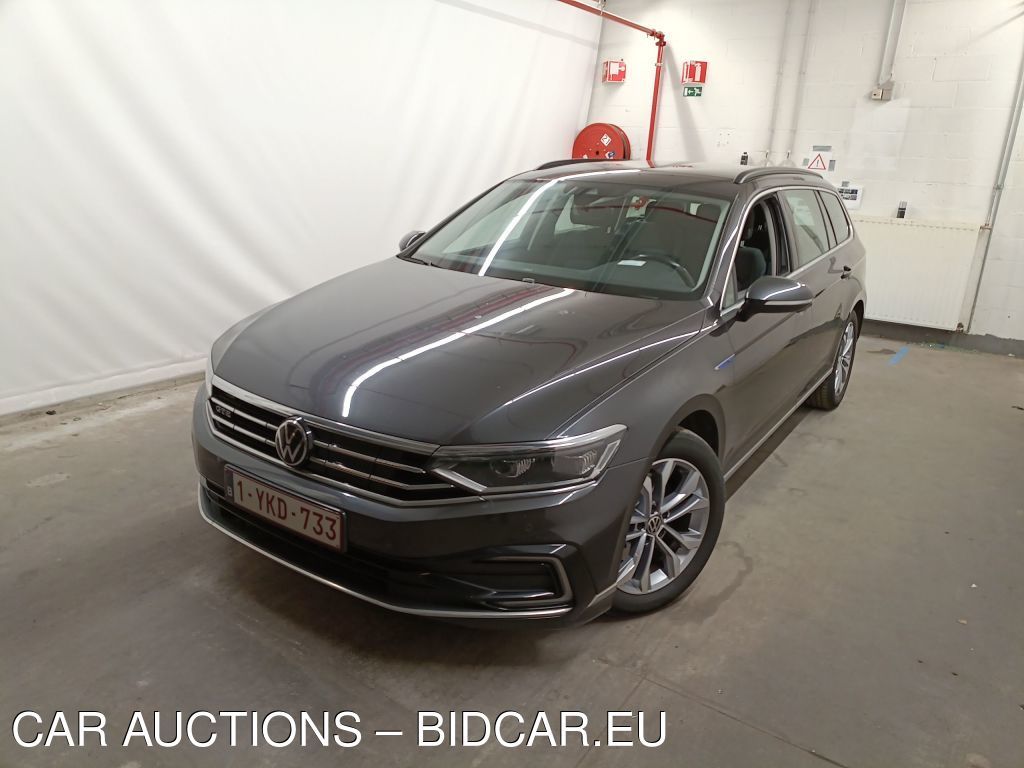 Volkswagen Passat-variant- VARIANT 1.4 TSI DSG6 GTE BUSINESS 5D, 2020