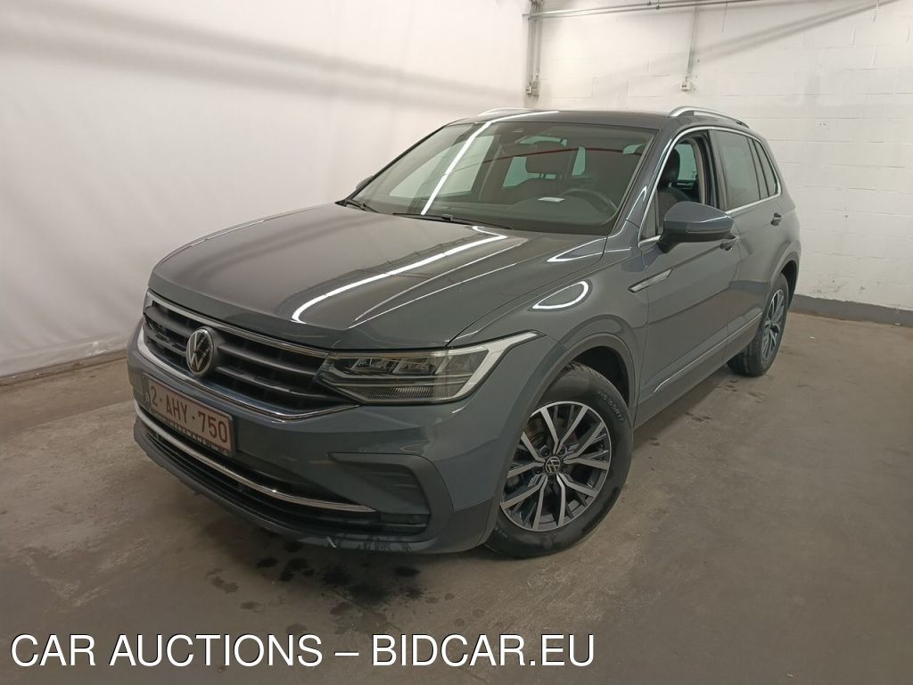 Volkswagen Tiguan-ax1 1.5 TSI 110KW DSG LIFE 5D, 2021