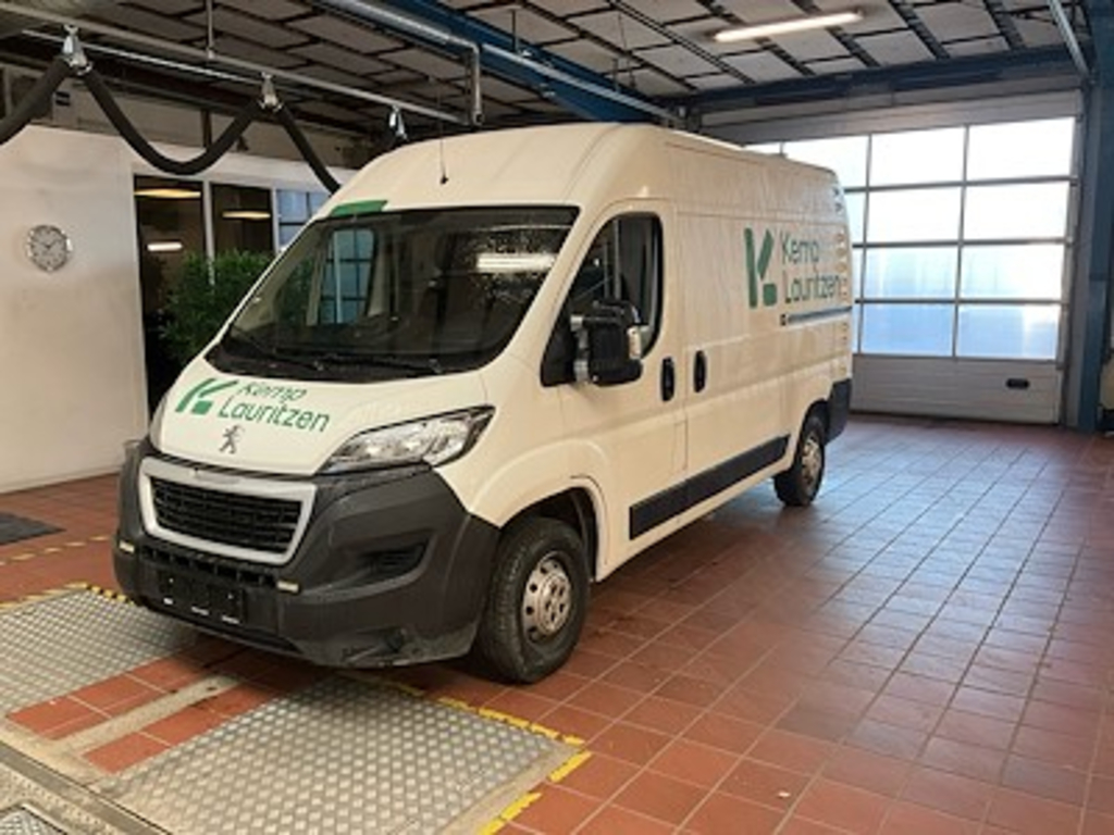 Peugeot Boxer Premium 330 L2h2 140 UA!