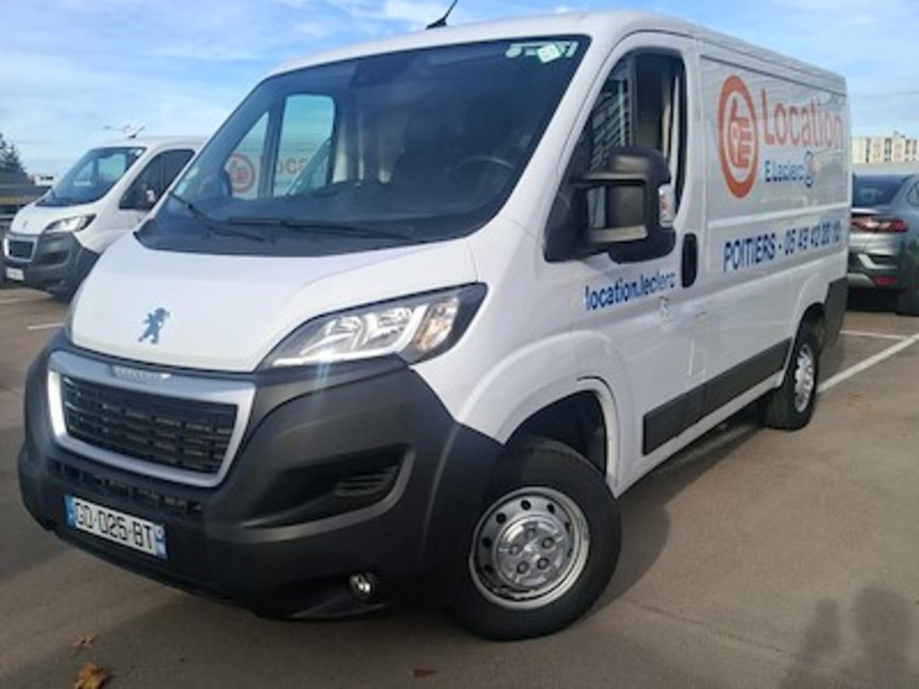 Peugeot BOXER Boxer Fg 333 L1H1 2.2 BlueHDi S&amp;S 140ch Asphalt