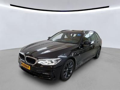 BMW 5-SERIE TOURING 520D 190PK AUT HIGH EXECUTIVE PANO SPORT HUD PARK SAFETY HAAK, 2017