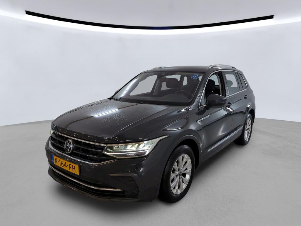 Volkswagen Tiguan 1.5 TSI 130PK LIFE BUSINESS WINTER MULTIMEDIA, 2021