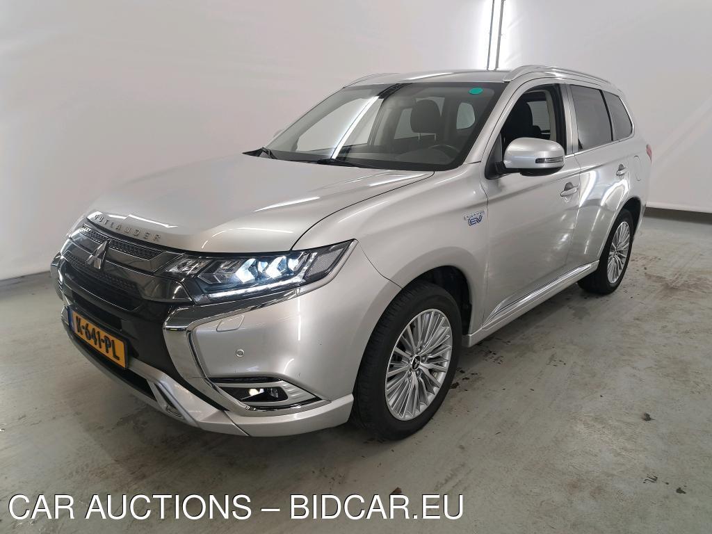 Mitsubishi Outlander 2.4 PHEV PURE+, 2021