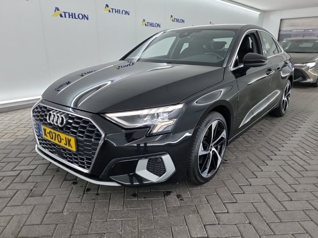 Audi A3 Limousine 30 TFSI S TRONIC BUSINESS EDITION 4D 81KW, 2021