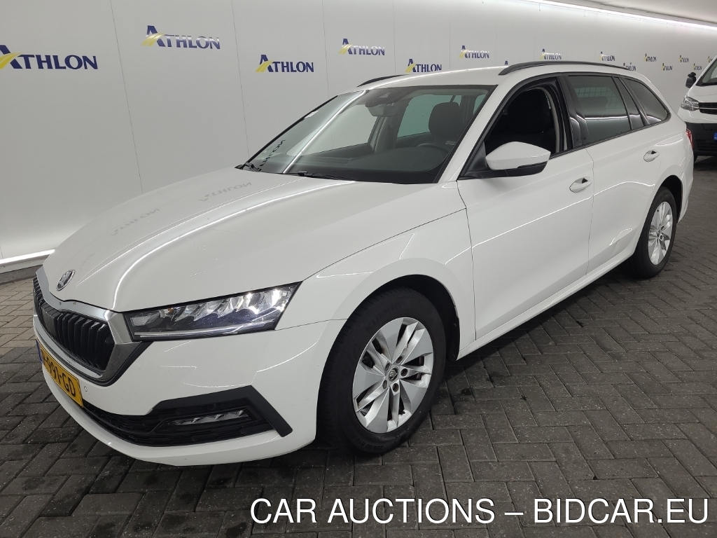 Skoda Octavia combi 1.0 TSI E-TEC MHEV DSG BUSINESS EDITION 5D 81KW, 2022