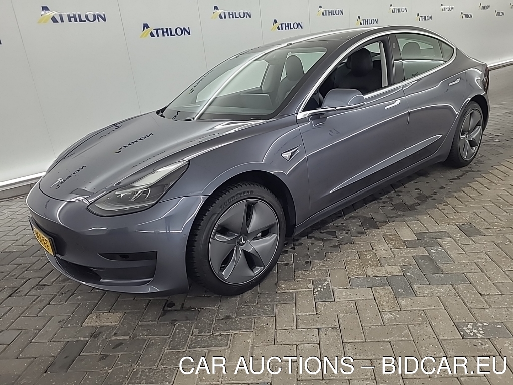 Tesla Model 3 STANDARD RANGE PLUS RWD 4D 225KW, 2020