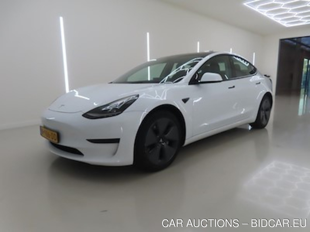 Tesla Model 3 Standard Range Plus RWD 4d