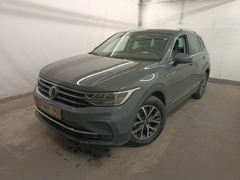 Volkswagen Tiguan-ax1 1.5 TSI 110KW DSG LIFE 5D, 2021