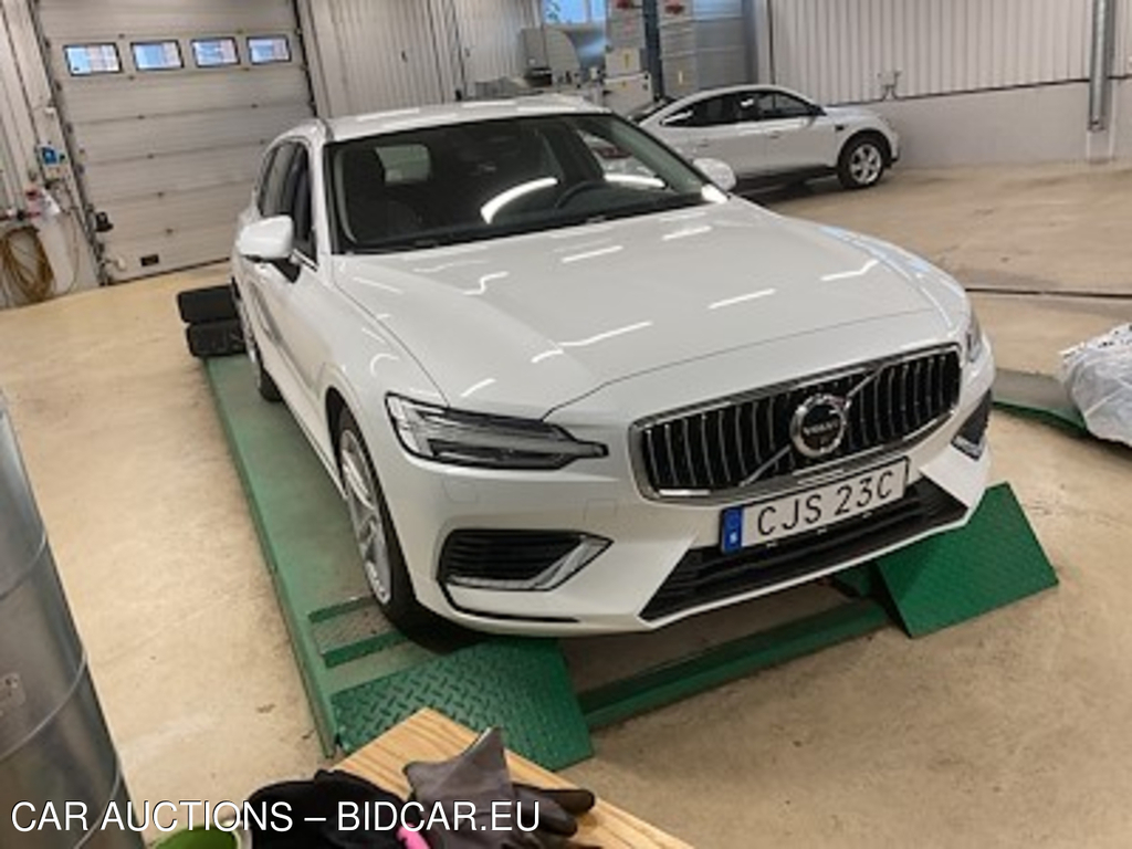 Volvo V60 Recharge T6 AWD 350hk Core Bright Drag 360 Drag