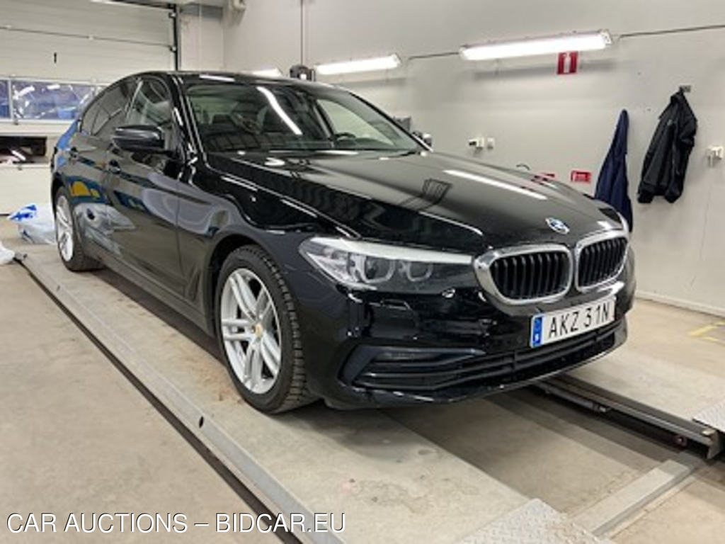 BMW 5-serie 530e xDrive Sport Line 252hk Lader