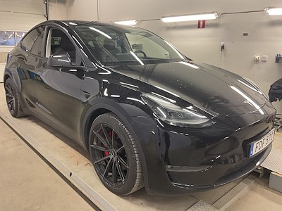 Tesla Model Y Performance 534hk AWD Lader