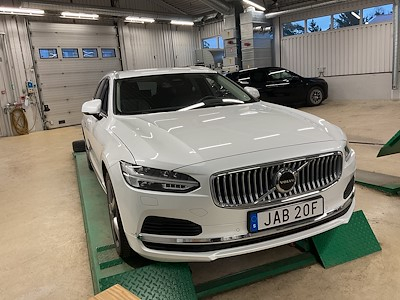 Volvo V90 Recharge T6 350hk AWD Core Edt Klimat Drag