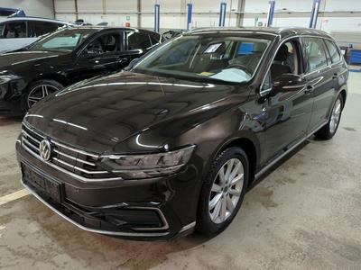 Volkswagen Passat VARIANT 1.4 TSI PLUG-IN-HYBRID DSG GTE, 2020