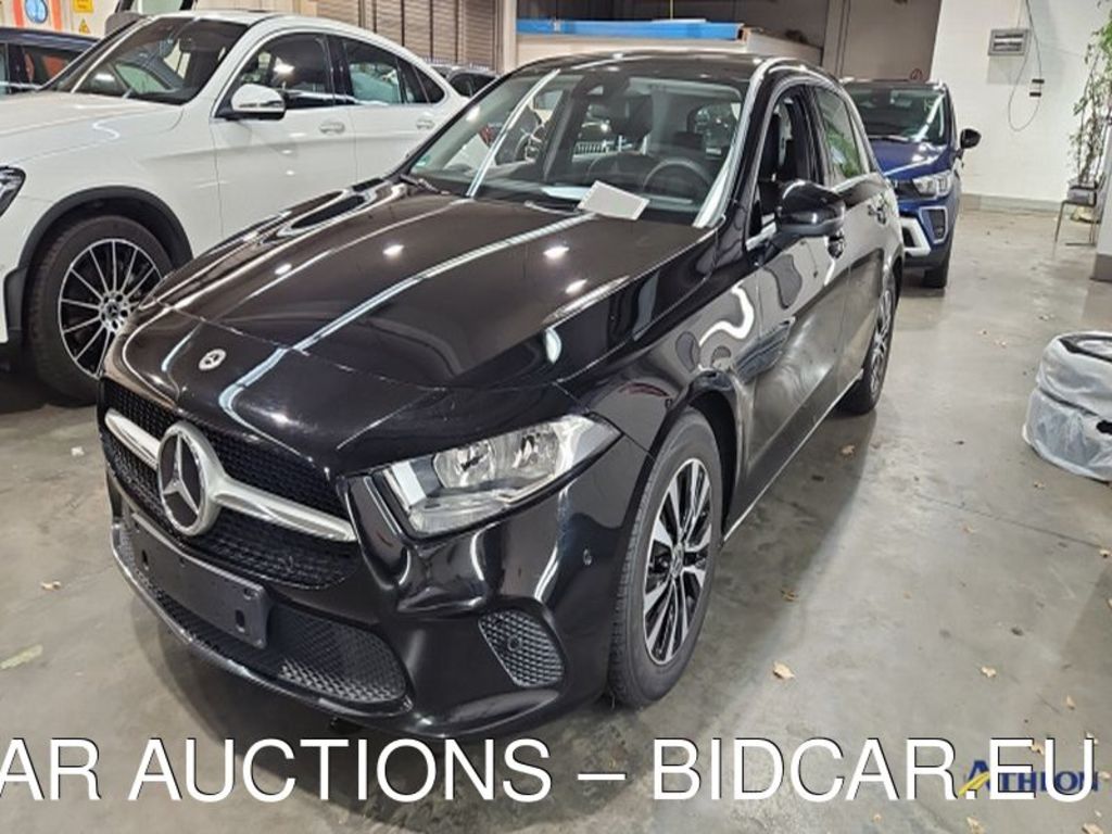 Mercedes-Benz A 200 D 8G-DCT Style, 2021