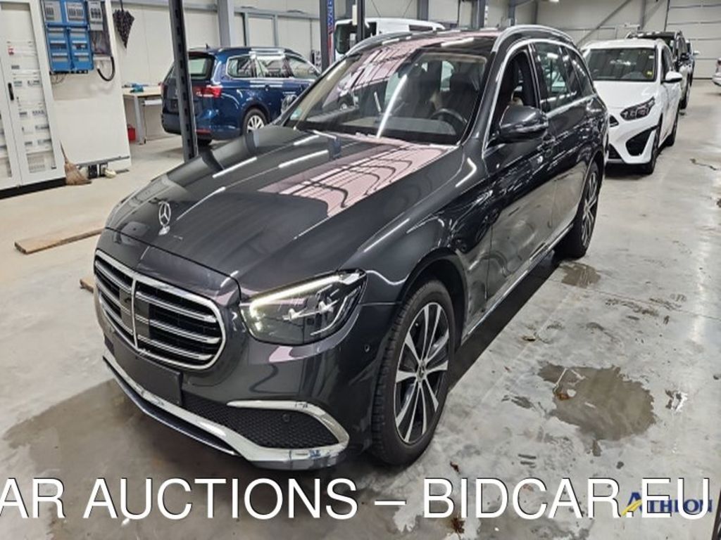 Mercedes-Benz E 300 DE 4MATIC T 9G-TRONIC Exclusive, 2022